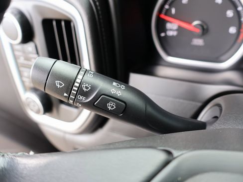 Used 2019 Chevrolet Silverado 1500 High Country w/ Z71 Off-Road Package image 17