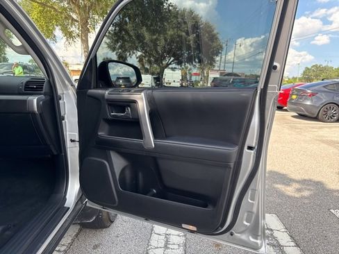 Used 2022 Toyota 4Runner SR5 image 14