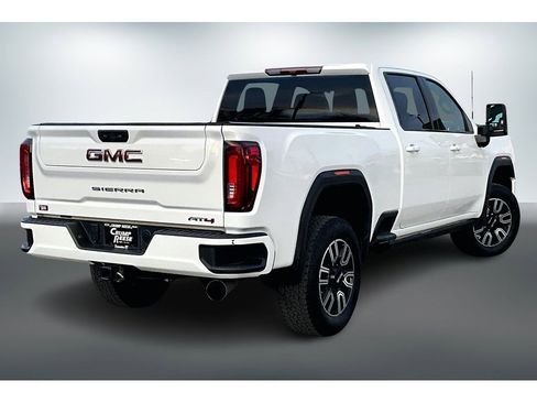 Used 2022 GMC Sierra 3500 AT4 image 6