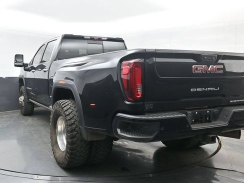 Used 2023 GMC Sierra 3500 Denali w/ Denali Ultimate Package AWD/4WD image 12