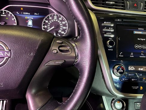 Used 2023 Nissan Murano SV FWD image 13
