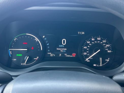 Certified 2026 Toyota Sienna LE FWD image 24
