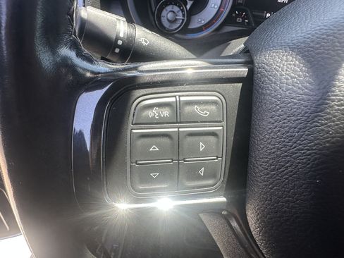 Used 2022 RAM 3500 Limited AWD/4WD image 15