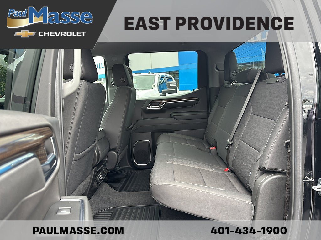 Used 2023 Chevrolet Silverado 1500 LT AWD/4WD image 17