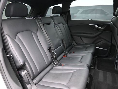Used 2023 Audi Q7 3.0T Prestige w/ Prestige Package image 25