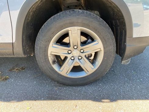 Used 2023 Honda Ridgeline RTL-E image 6