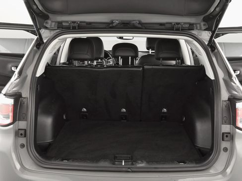 Used 2020 Jeep Compass Limited image 14