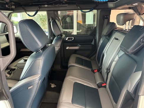 Certified 2022 Ford Bronco Outer Banks w/ Sasquatch Package AWD/4WD image 21