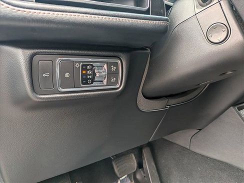 Used 2020 Lincoln Aviator Reserve w/ Equipment Group 201A image 16