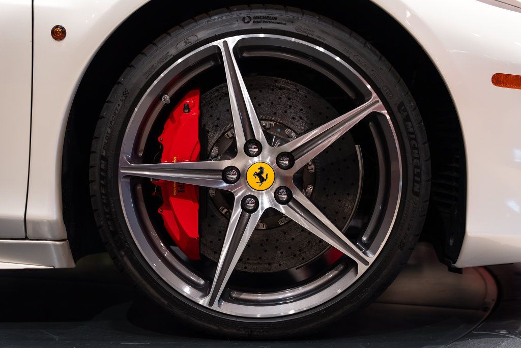 Certified 2013 Ferrari 458 Spider RWD image 16