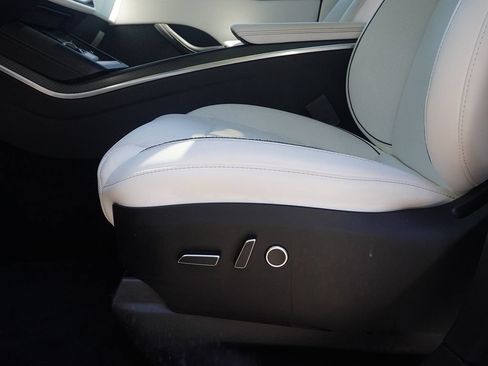 Used 2022 Tesla Model X Plaid AWD/4WD image 28