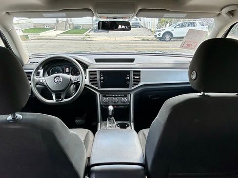 Used 2018 Volkswagen Atlas Launch Edition image 5