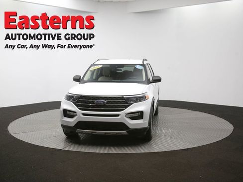 Used 2023 Ford Explorer XLT w/ Equipment Group 202A image 51