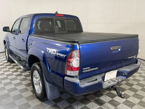 Used 2014 Toyota Tacoma PreRunner w/ TRD Sport Package image 4