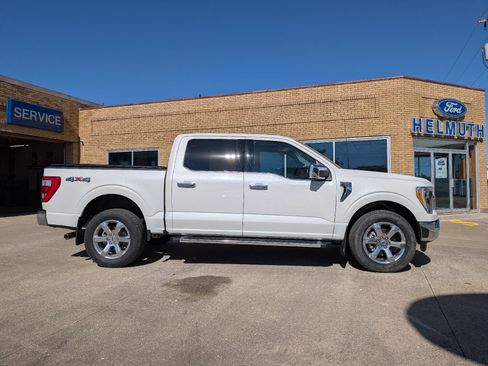 Used 2022 Ford F150 Lariat image 5
