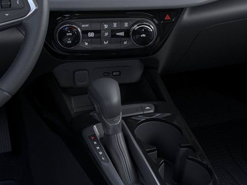 New 2026 Chevrolet Trax LT w/ Midnight Edition FWD image 23