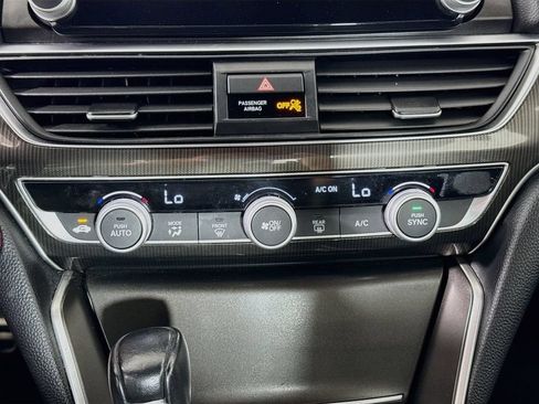 Used 2018 Honda Accord Sport image 15