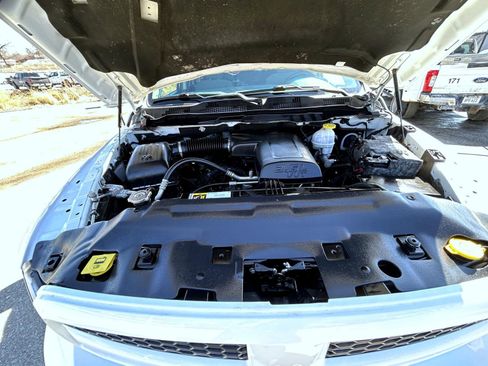 Used 2018 RAM 1500 Express w/ Express Value Package image 23