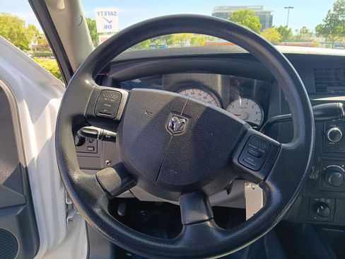 Used 2011 Dodge Dakota Big Horn w/ Skid Plate Group AWD/4WD image 18