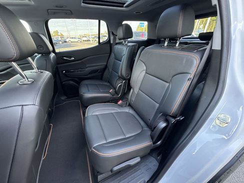 Certified 2023 GMC Acadia AT4 w/ Preferred Package image 26