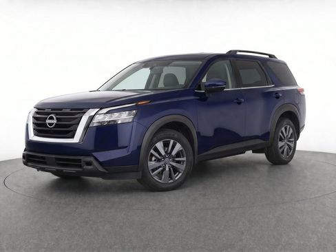 Used 2025 Nissan Pathfinder SV AWD/4WD image 1