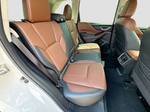 Used 2023 Subaru Forester Touring AWD/4WD image 35