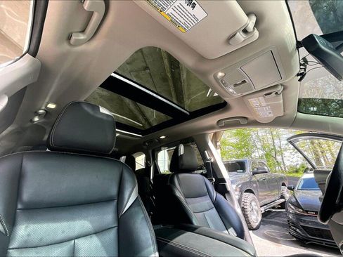 Used 2018 Nissan Murano SL w/ Moonroof Package AWD/4WD image 12