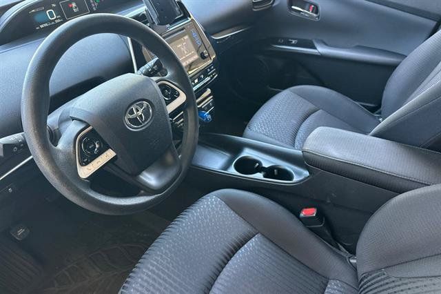 Used 2016 Toyota Prius Two FWD image 9