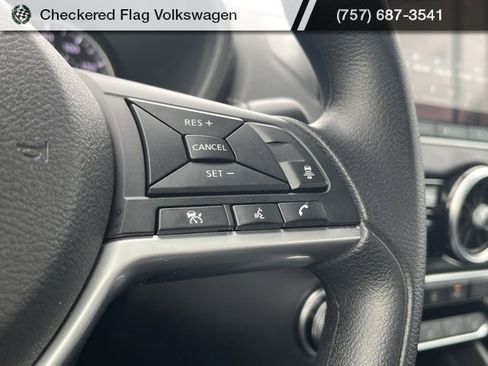 Used 2024 Nissan Sentra SV image 35