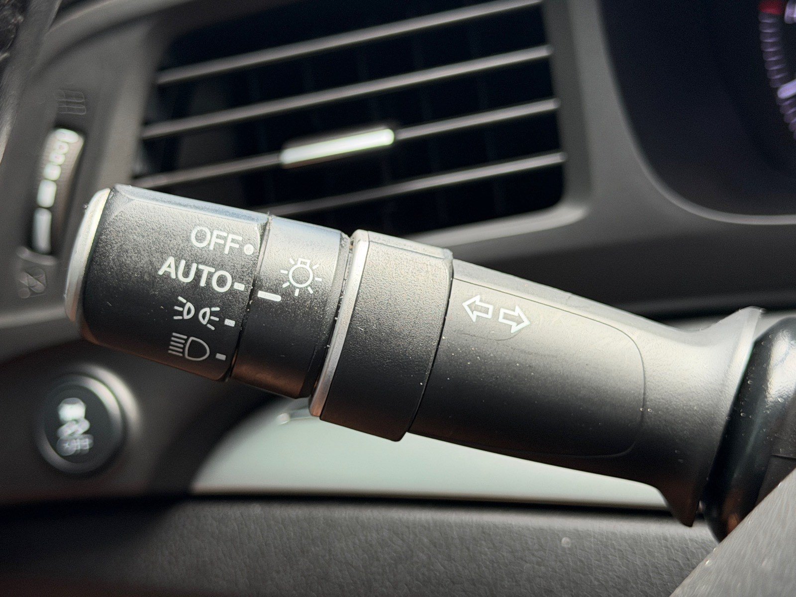 Used 2019 Acura ILX FWD image 41
