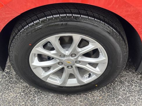 Used 2020 Chevrolet Equinox LT FWD image 10
