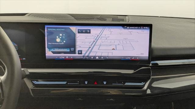 Used 2025 BMW 530i w/ Premium Package RWD image 26