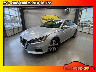 Used 2022 Nissan Altima 2.5 SV