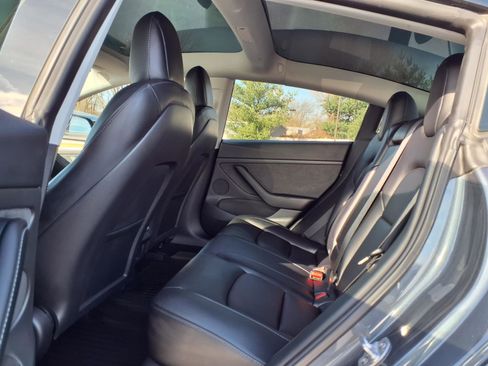 Used 2022 Tesla Model 3 Long Range image 24