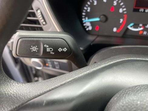 Used 2022 Ford Escape SE image 28