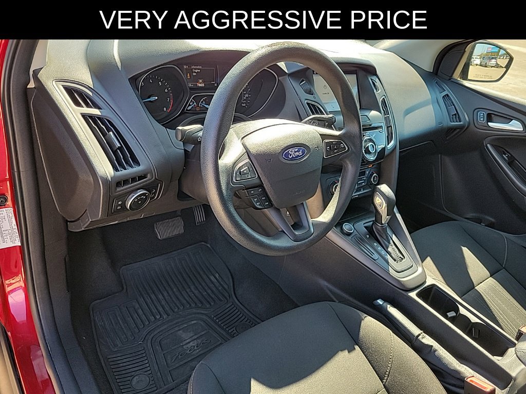 Used 2017 Ford Focus SEL w/ Interior Protection Package FWD image 16