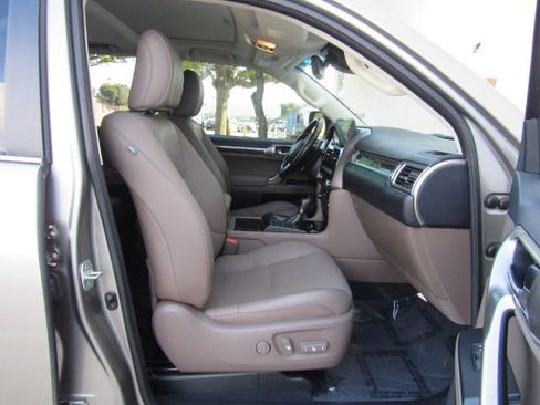 Used 2022 Lexus GX 460 Luxury image 22