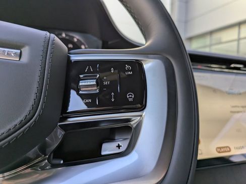 New 2026 Land Rover Range Rover Long Wheelbase SE image 28