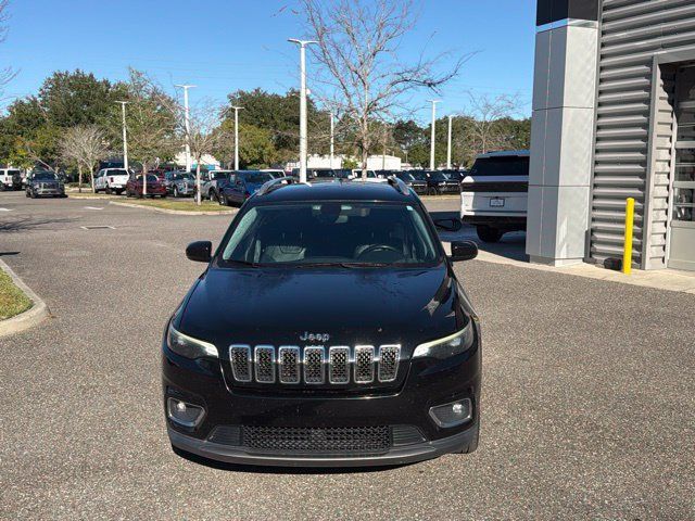 Used 2019 Jeep Cherokee Limited FWD image 12