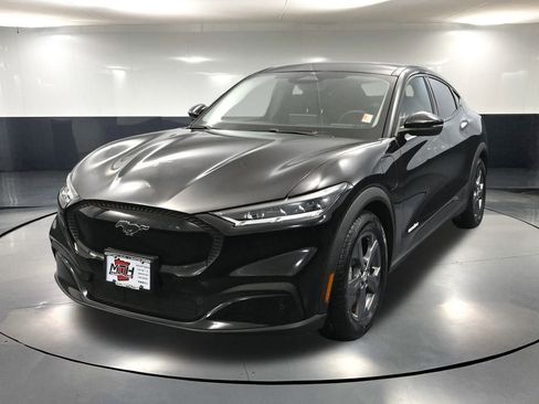 Used 2021 Ford Mustang Mach-E Select image 12