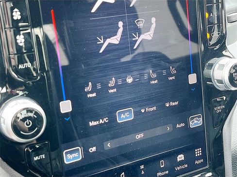 Used 2023 RAM 1500 Laramie image 21