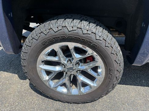 Used 2016 Chevrolet Silverado 1500 LTZ w/ LTZ Plus Package AWD/4WD image 12