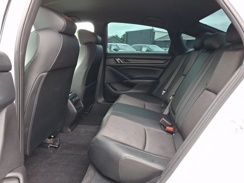 Used 2022 Honda Accord Sport image 10