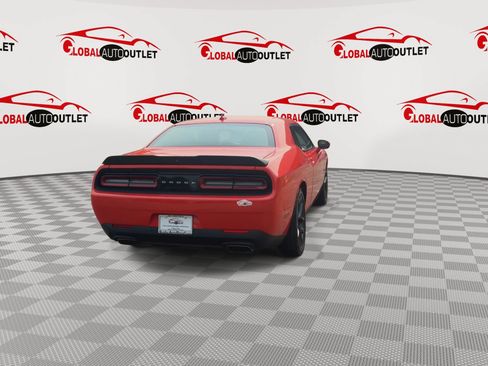 Used 2019 Dodge Challenger R/T w/ Blacktop Package RWD image 7