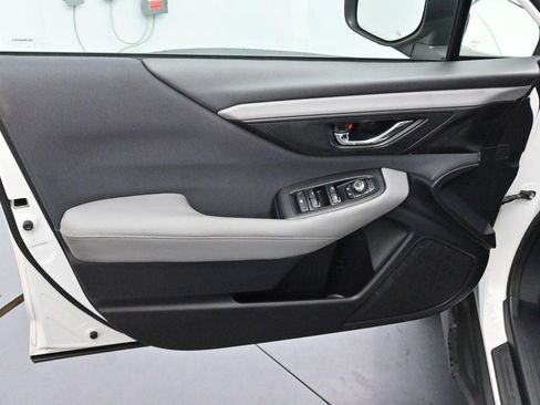 Used 2020 Subaru Outback Premium AWD/4WD image 9