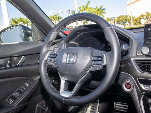 Used 2022 Honda Accord Sport image 21