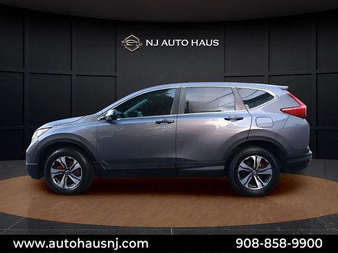 Used 2017 Honda CR-V LX image 6