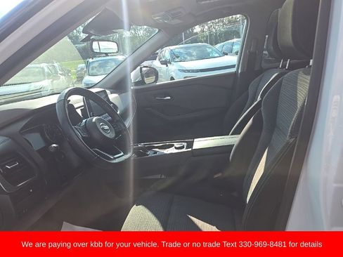 Used 2021 Nissan Rogue SV AWD/4WD image 9