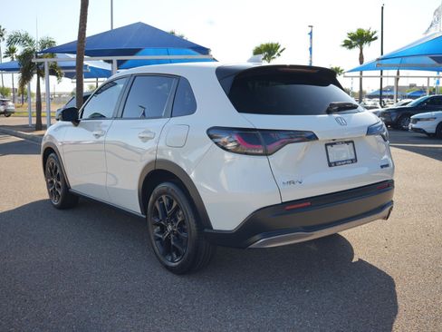 Used 2024 Honda HR-V Sport image 9