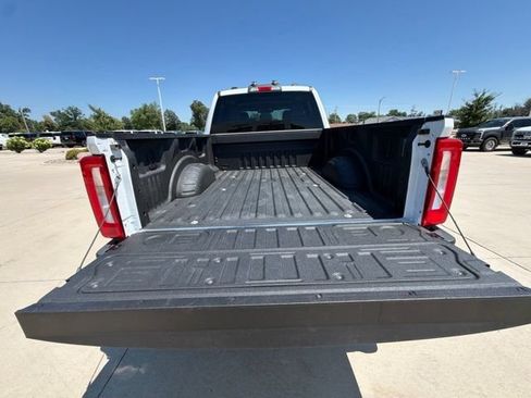 Used 2025 Ford F250 XLT w/ FX4 Off-Road Package AWD/4WD image 25